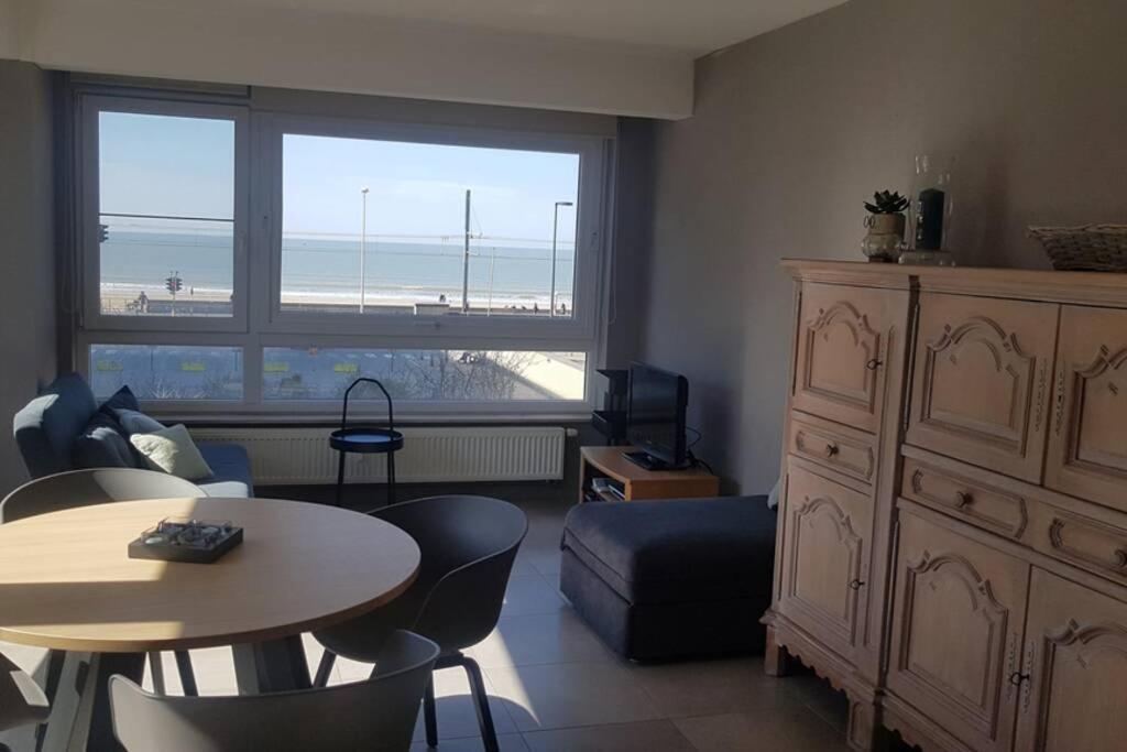 Oostende Studio Voor 2 Of 3 Pers Met Zeezicht Exterior foto